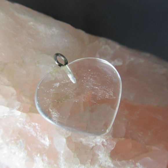 Clear Quartz Heart Charm, Natural Stone and Sterling Silver - Picture 5 of 5
